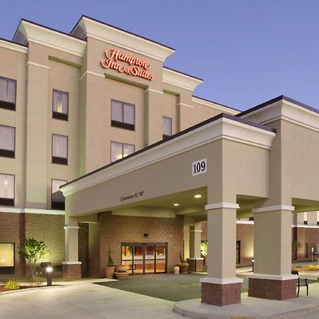 Hampton Inn & Suites Маккомб Экстерьер фото